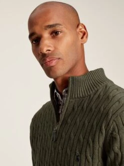 Green Quarter Zip Jumper -Oxford Sales Store 916 069s6