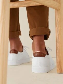 White Leather Trainers -Oxford Sales Store M23375s6